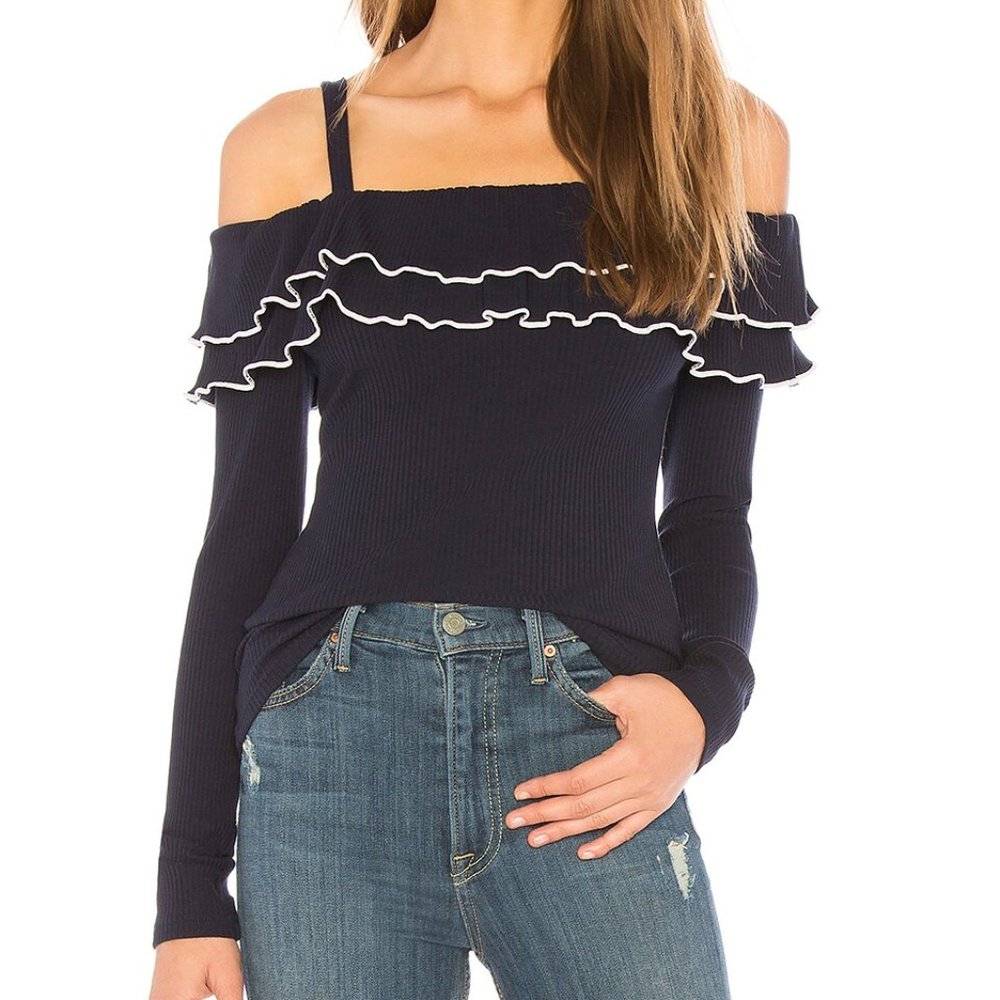 Revolve Top